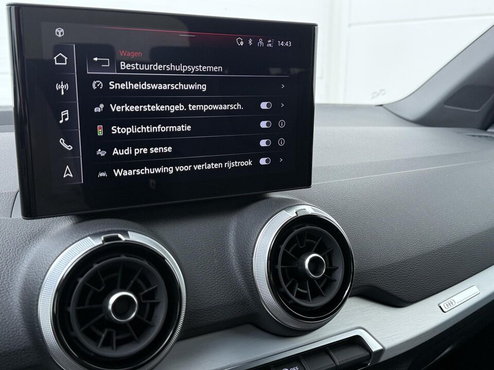 Audi Q2 35 TFSI S-line