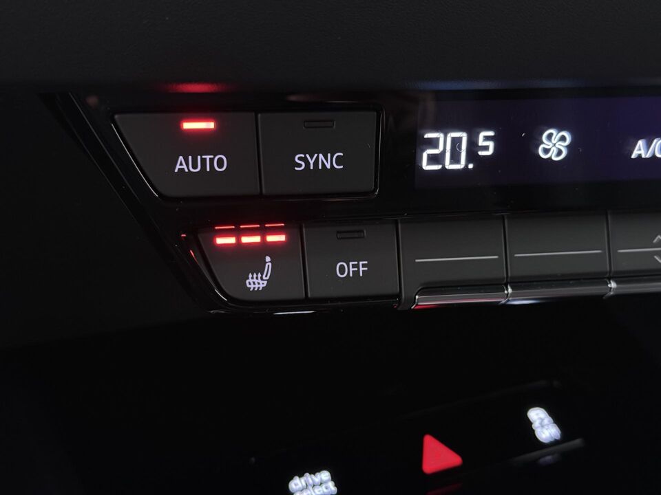 Audi Q4 e-tron S edition Competition 45 82 kWh 210 kW / 286 PK