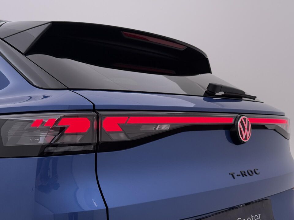 Volkswagen T-Roc R-Line First Edition 1.5 eTSI 110 kW / 150 PK