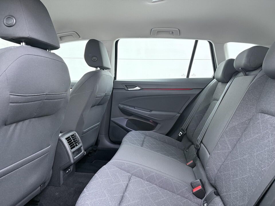 Volkswagen Golf Variant 1.0 TSI Life