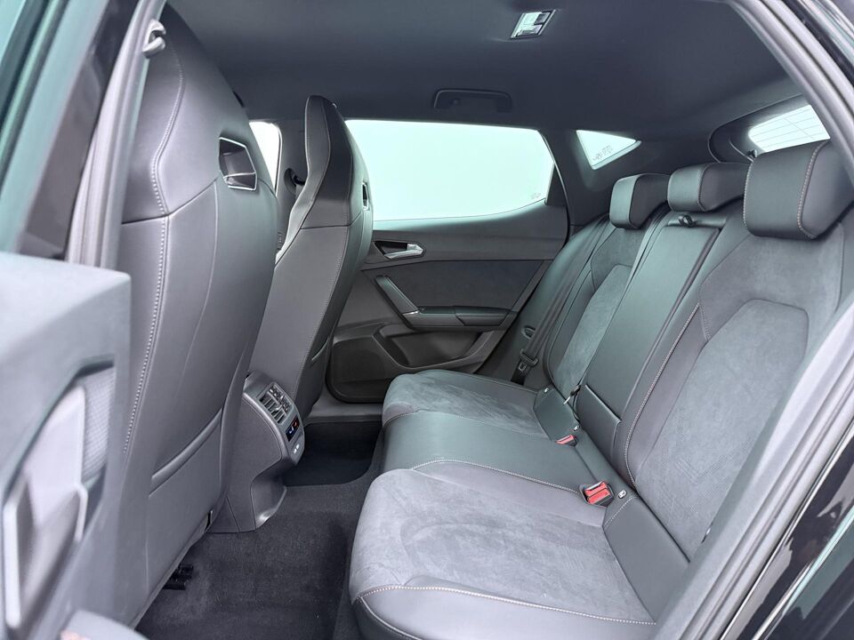 CUPRA Leon 1.5 TSI e-Hybrid Business