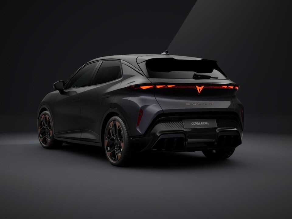 CUPRA Raval Performance First Edition 155 kW / 210 pk