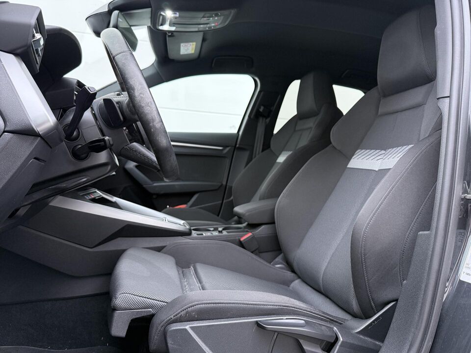 Audi A3 Sportback 30 TFSI Advanced edition