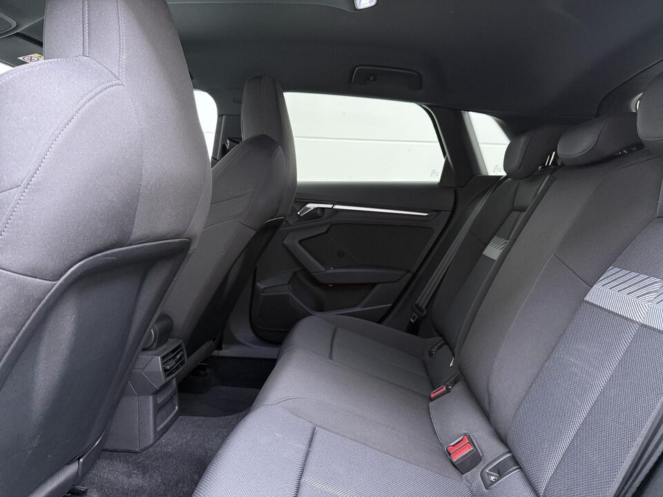 Audi A3 Sportback 30 TFSI Advanced edition