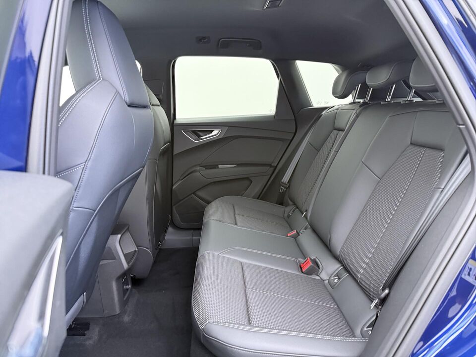 Audi Q4 e-tron S edition Competition 45 82 kWh 210 kW / 286 PK