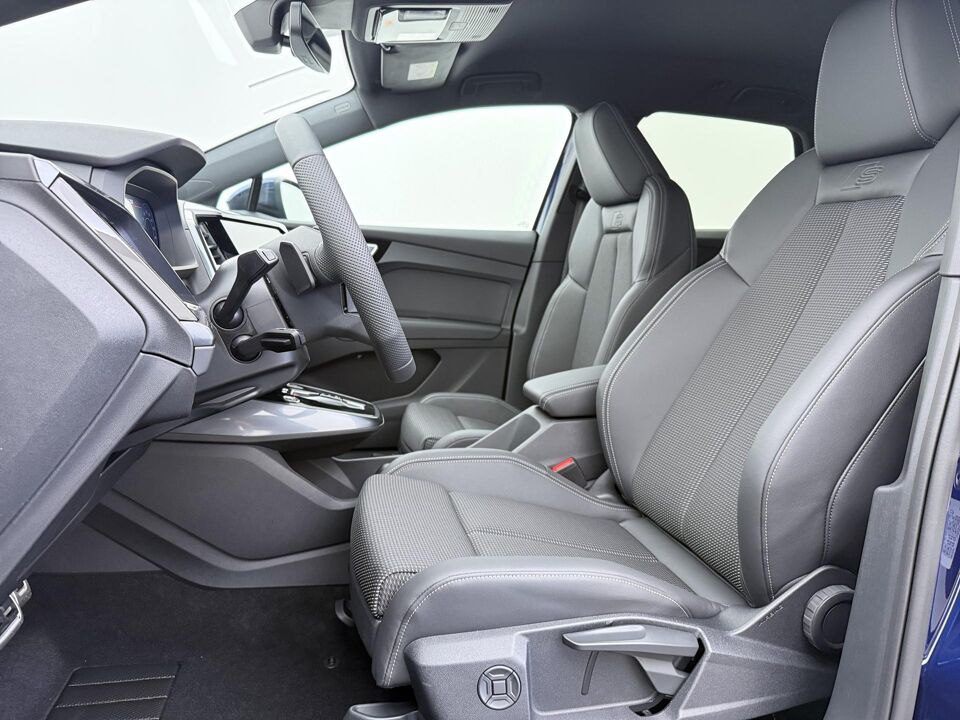 Audi Q4 e-tron S edition Competition 45 82 kWh 210 kW / 286 PK