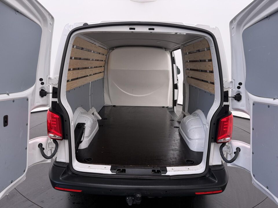 VW-Bedrijfswagens Transporter 2.0 TDI 110 PK L2H1 28 Comfortline