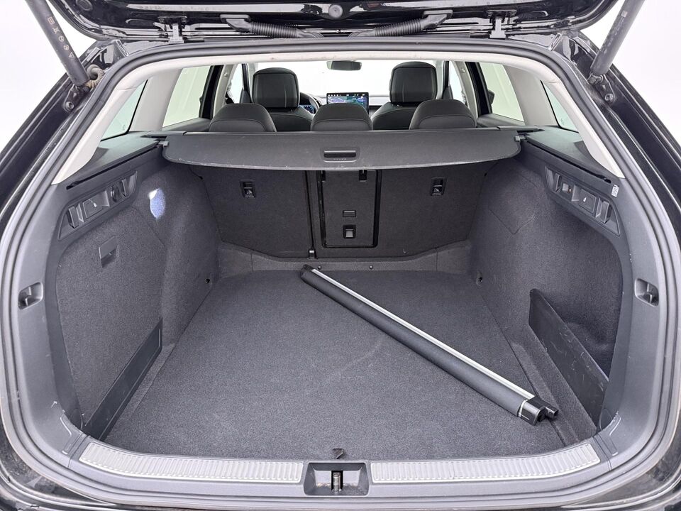 Škoda Superb Combi 1.5 TSI First Edition
