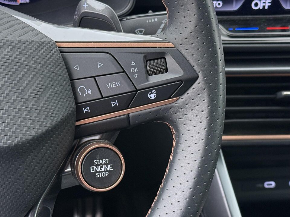 CUPRA Leon 1.5 TSI e-Hybrid Business