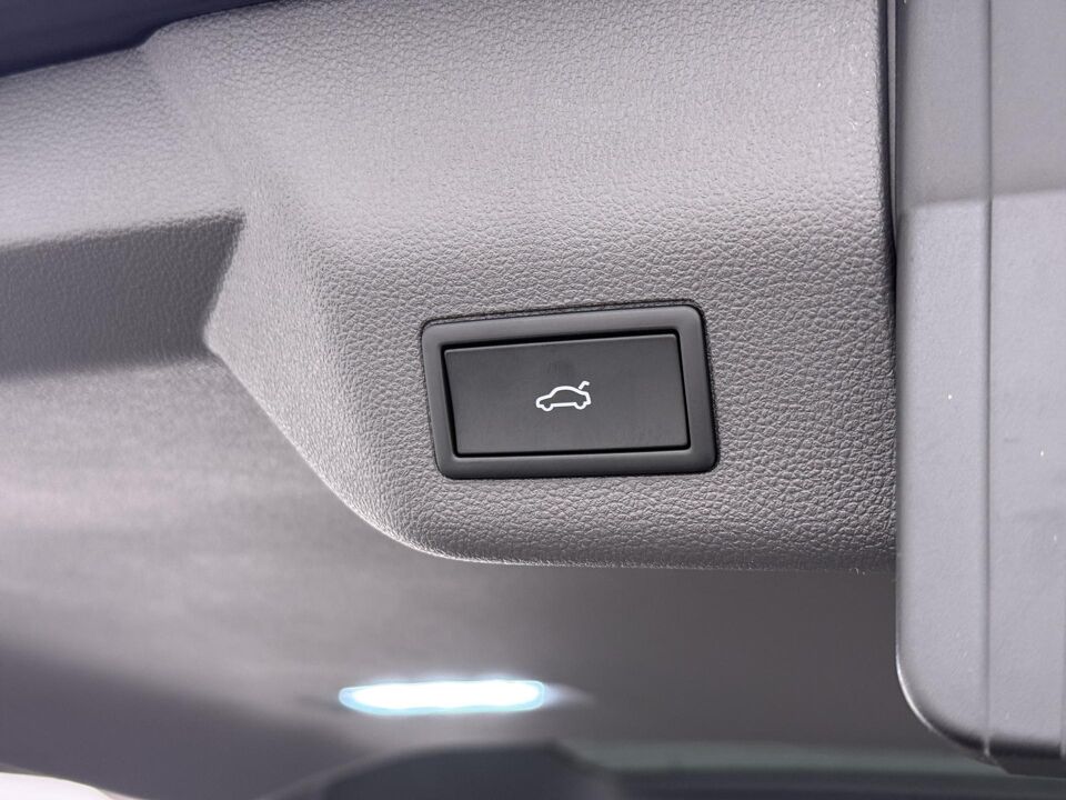 Volkswagen Multivan Bulli Edition L1 1.5 eHybrid 180 kW / 245 pk