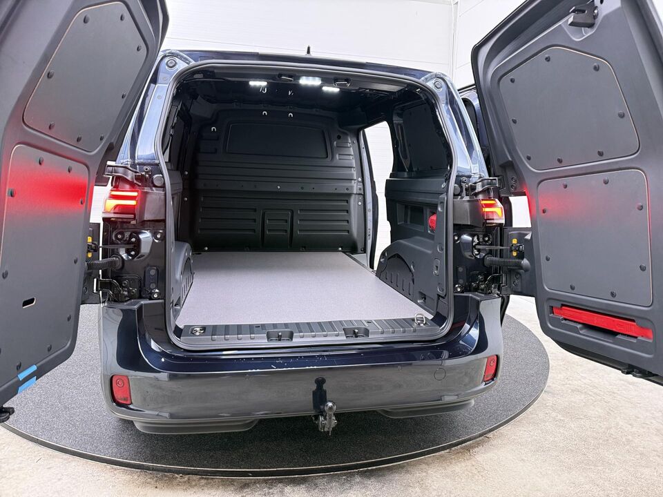 VW-Bedrijfswagens ID. Buzz Cargo Bulli Limited Edition 250 kW / 340 pk 4MOTION