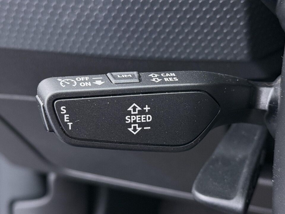 Audi A1 Sportback 30 TFSI Advanced edition