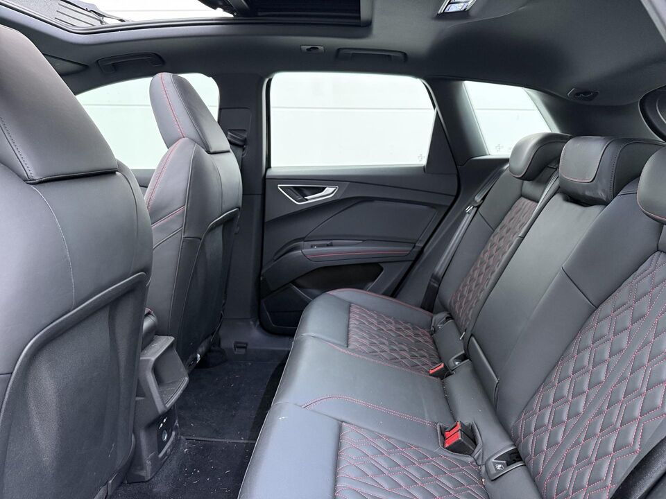 Audi Q4 e-tron 45 S-line 82 kWh