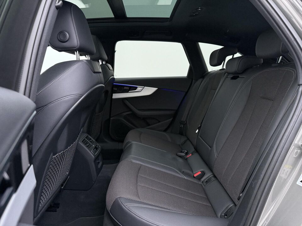 Audi A4 Avant 35 TFSI S edition