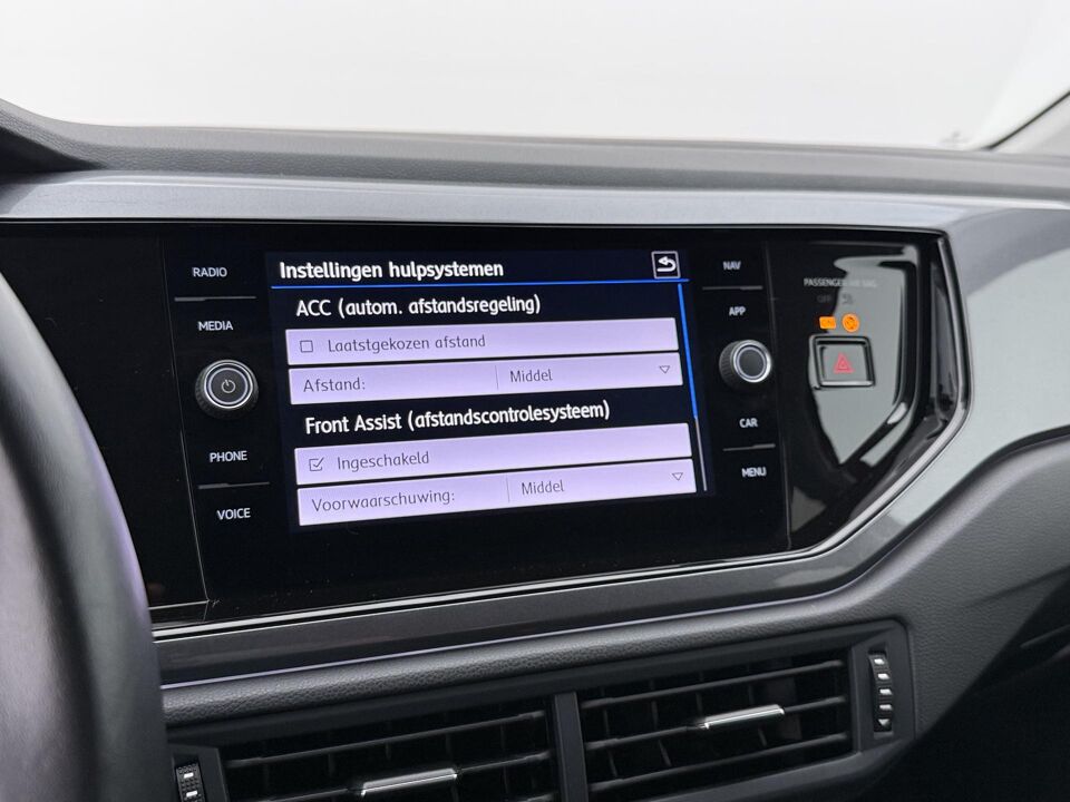 Volkswagen Polo 1.0 TSI Highline R-line