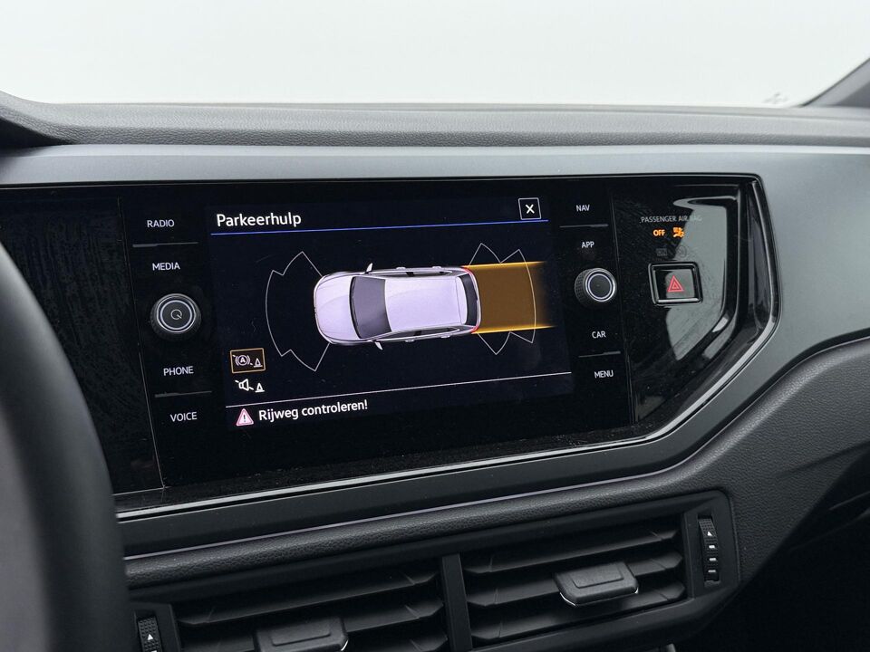 Volkswagen Polo 1.0 TSI R-Line Business