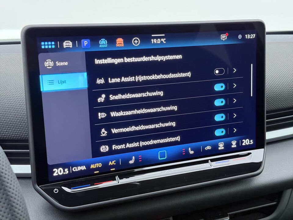 Volkswagen T-Roc R-Line First Edition 1.5 eTSI 110 kW / 150 PK