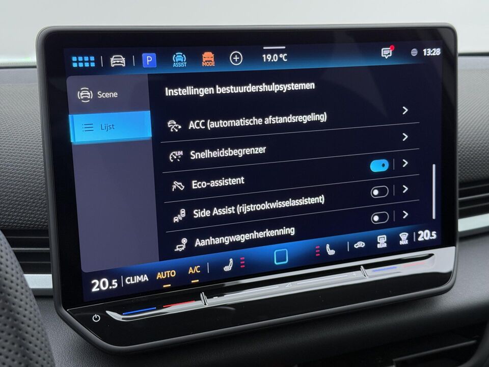 Volkswagen T-Roc R-Line First Edition 1.5 eTSI 110 kW / 150 PK