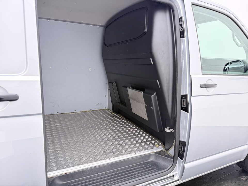VW-Bedrijfswagens Transporter 2.0 TDI 110 PK L1H1
