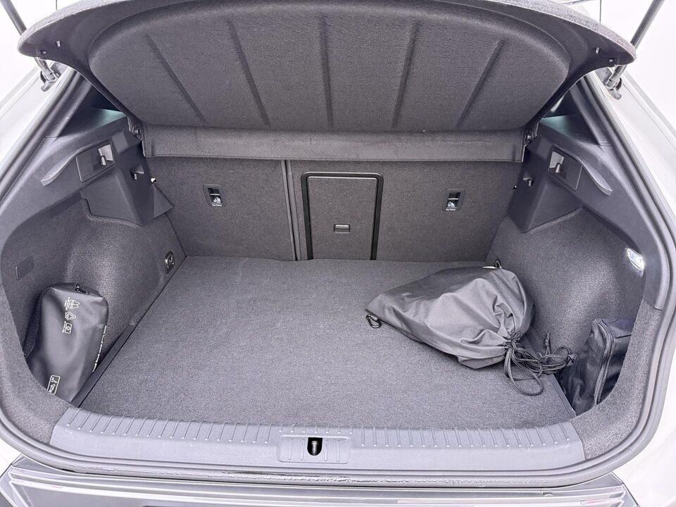 CUPRA Formentor 1.4 TSI e-Hybrid Essential