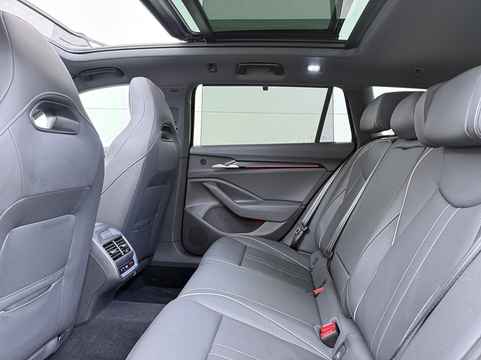 Škoda Superb Combi 1.5 TSI PHEV Sportline