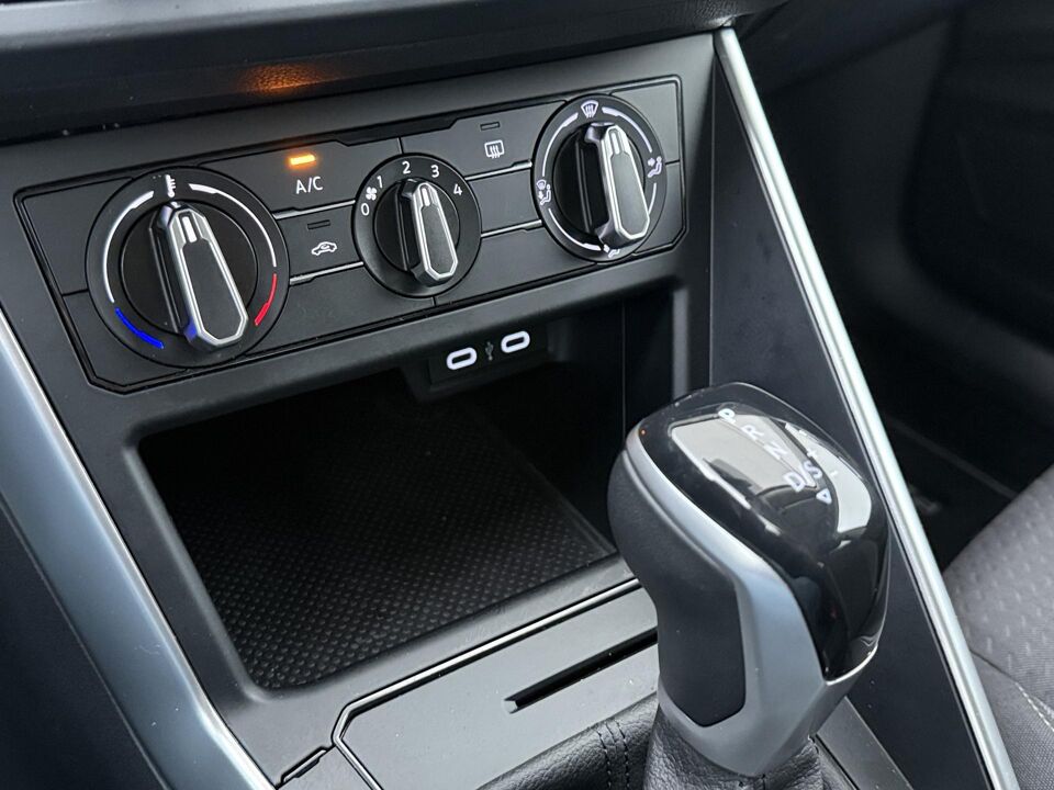 Volkswagen Polo 1.0 TSI Life Edition