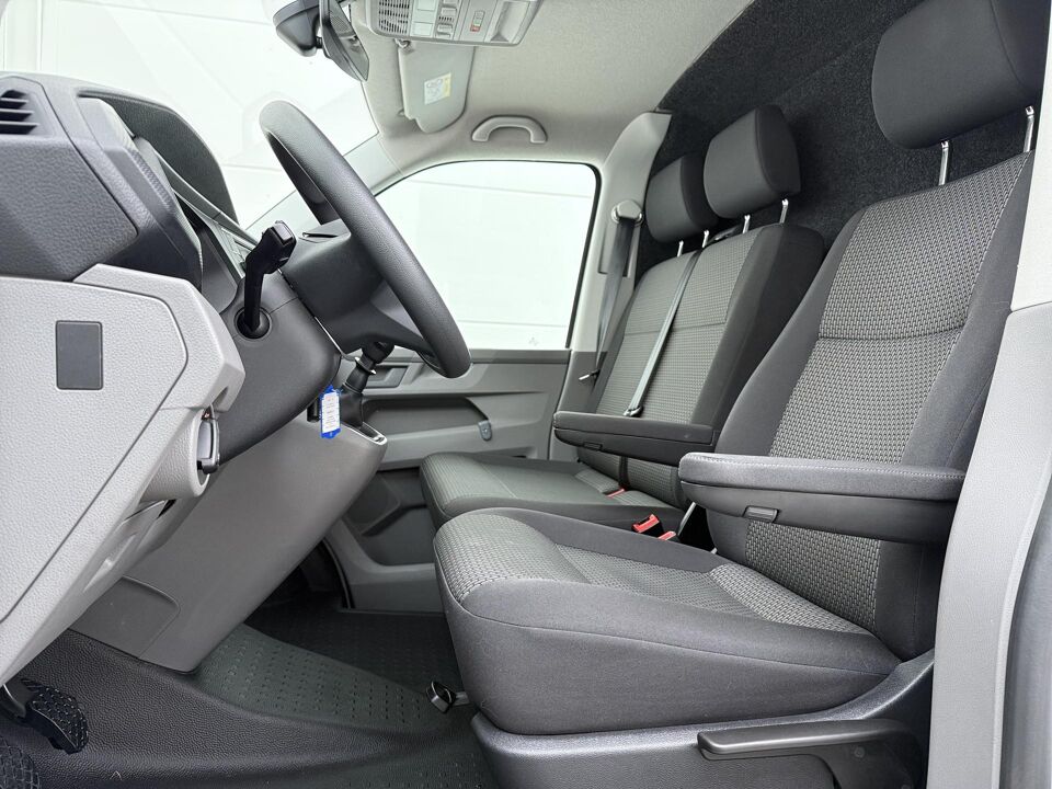 VW-Bedrijfswagens Transporter 2.0 TDI L2H1 28