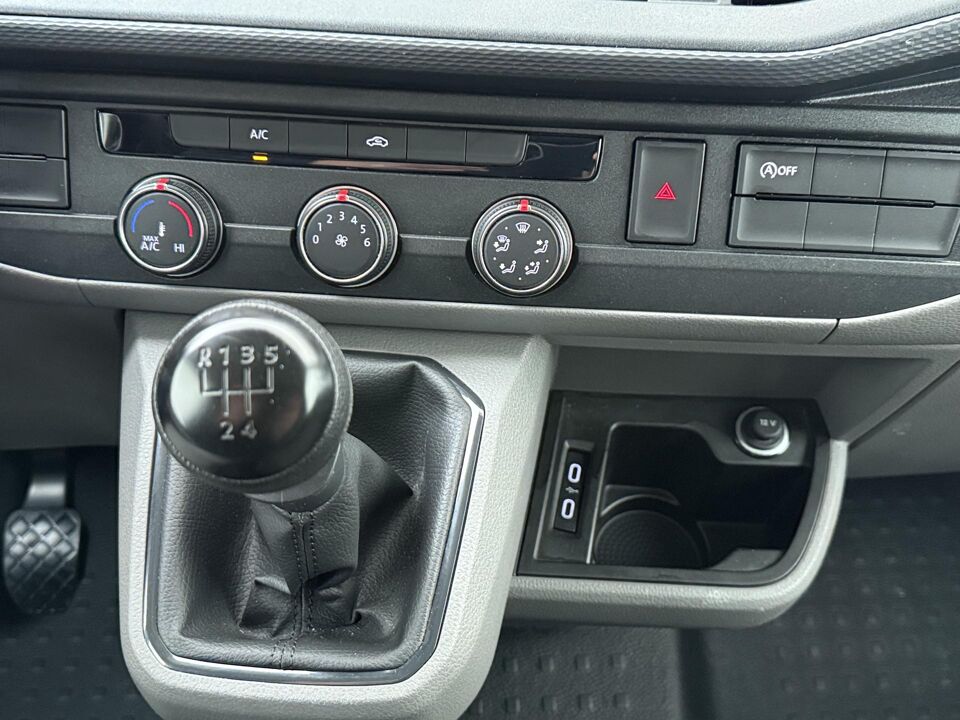 VW-Bedrijfswagens Transporter 2.0 TDI L2H1 28