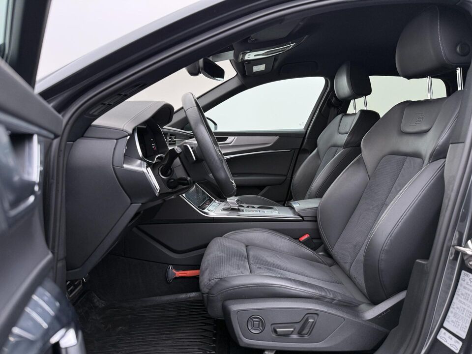 Audi A6 Avant 50 TFSI e quattro S edition
