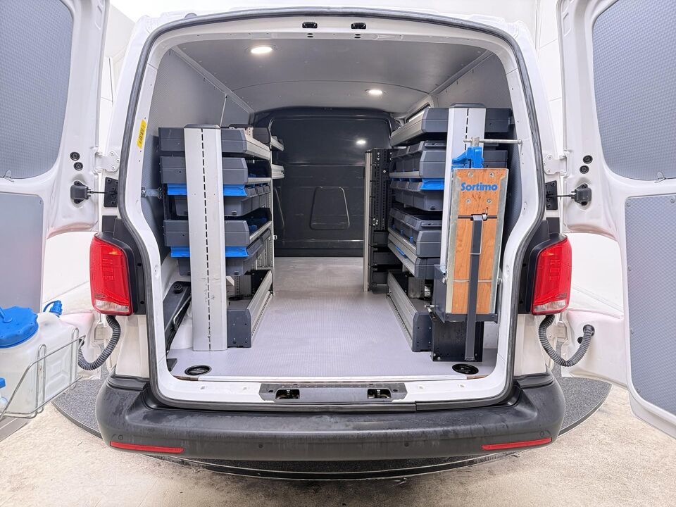 VW-Bedrijfswagens Transporter 2.0 TDI L2H1 28