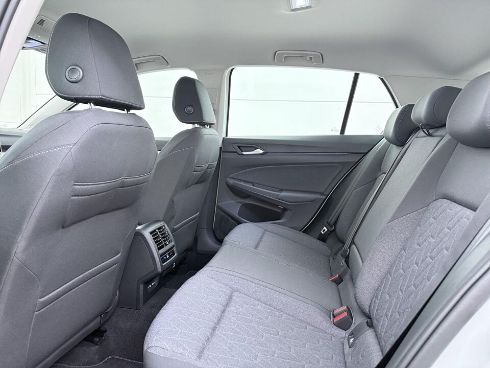 Volkswagen Golf 1.5 eHybrid Life Edition