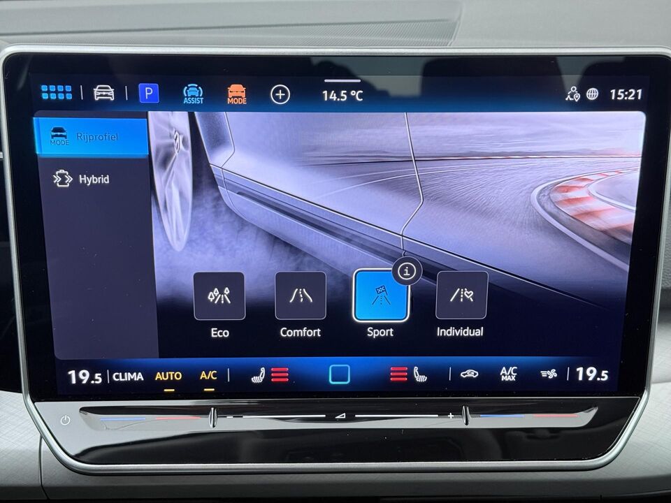 Volkswagen Golf 1.5 eHybrid Life Edition
