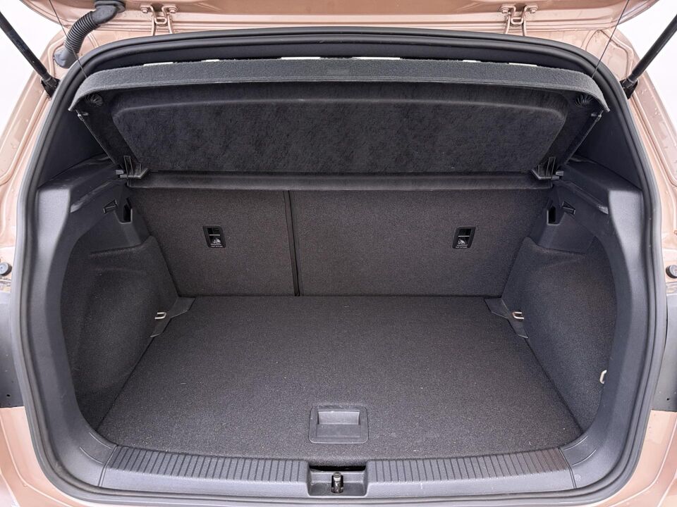 Volkswagen T-Cross 1.0 TSI R-Line