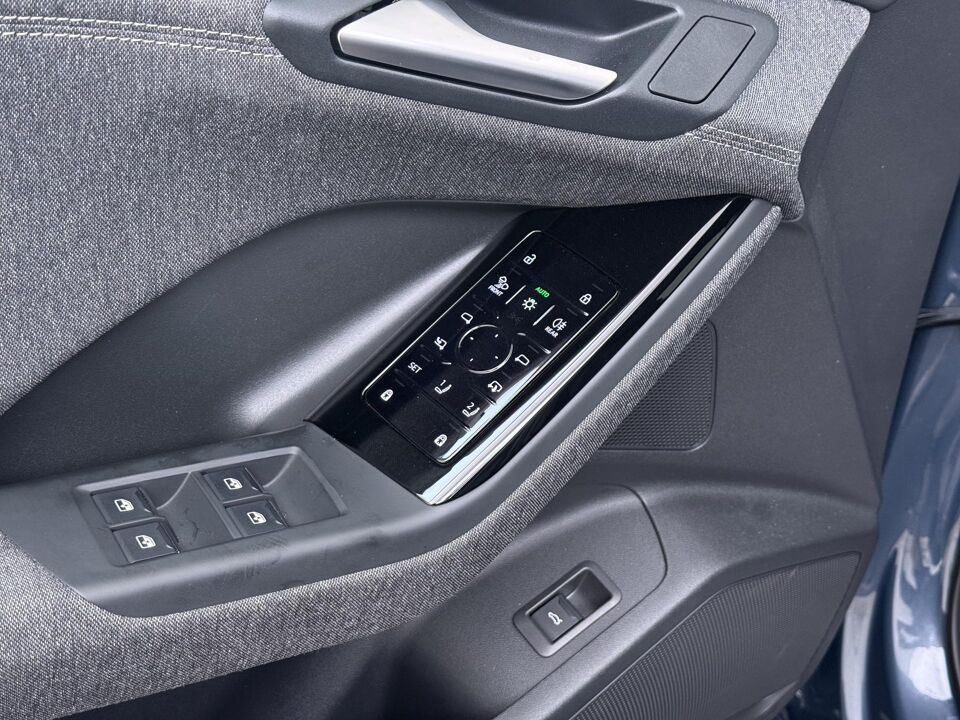 Audi Q6 e-tron S-line 83Kwh 185 kW / 252 PK