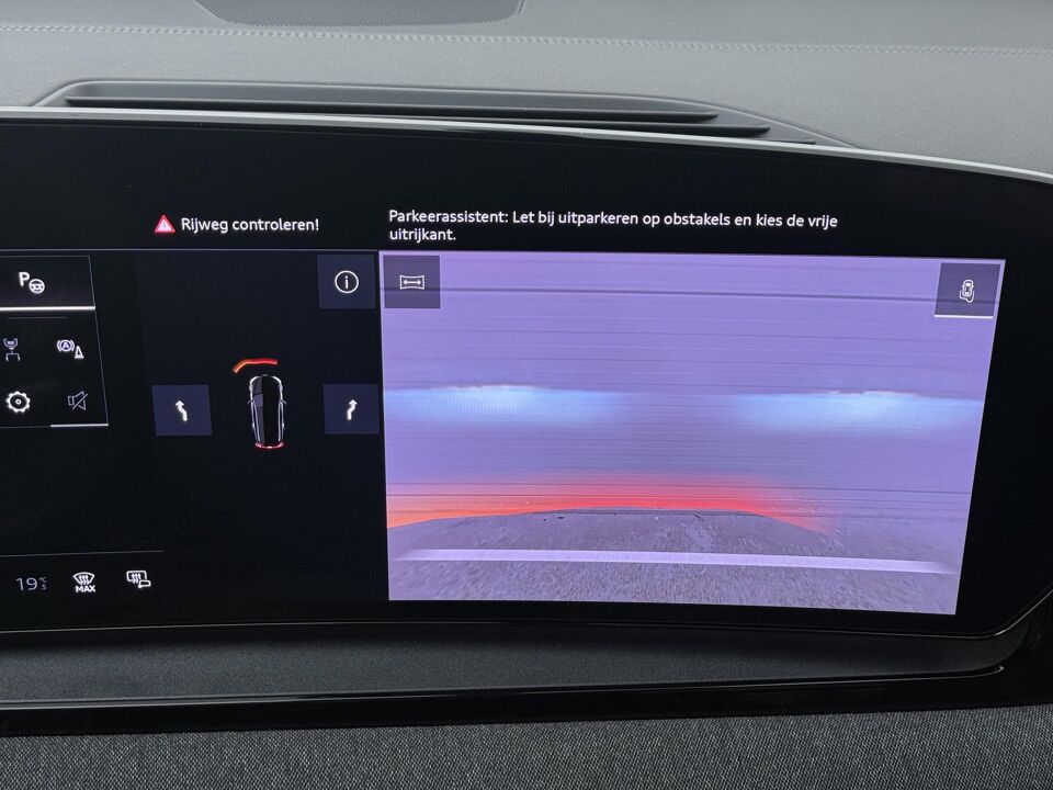 Audi Q6 e-tron S-line 83Kwh 185 kW / 252 PK