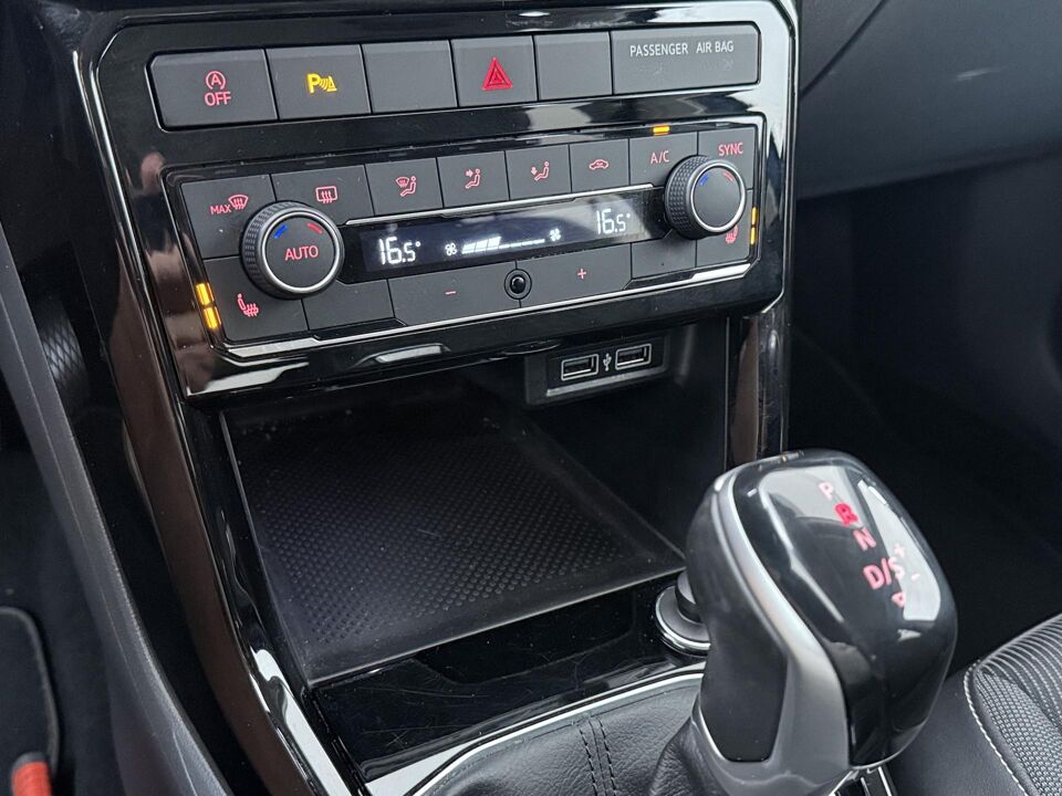 Volkswagen T-Cross 1.0 TSI Style