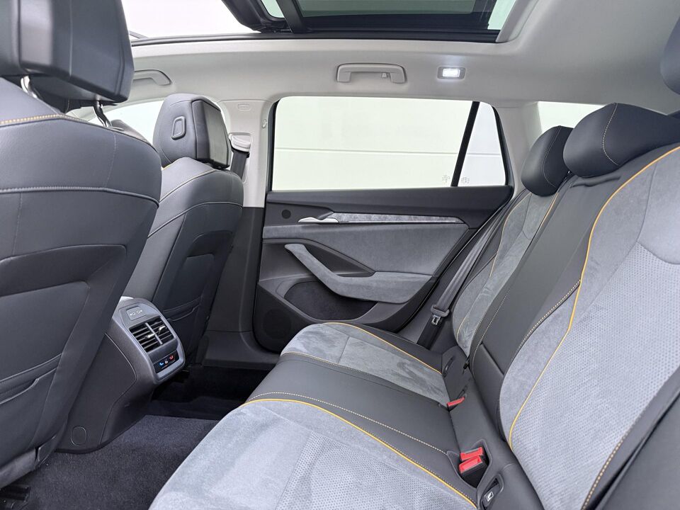 Škoda Superb Combi 1.5 TSI PHEV Edition