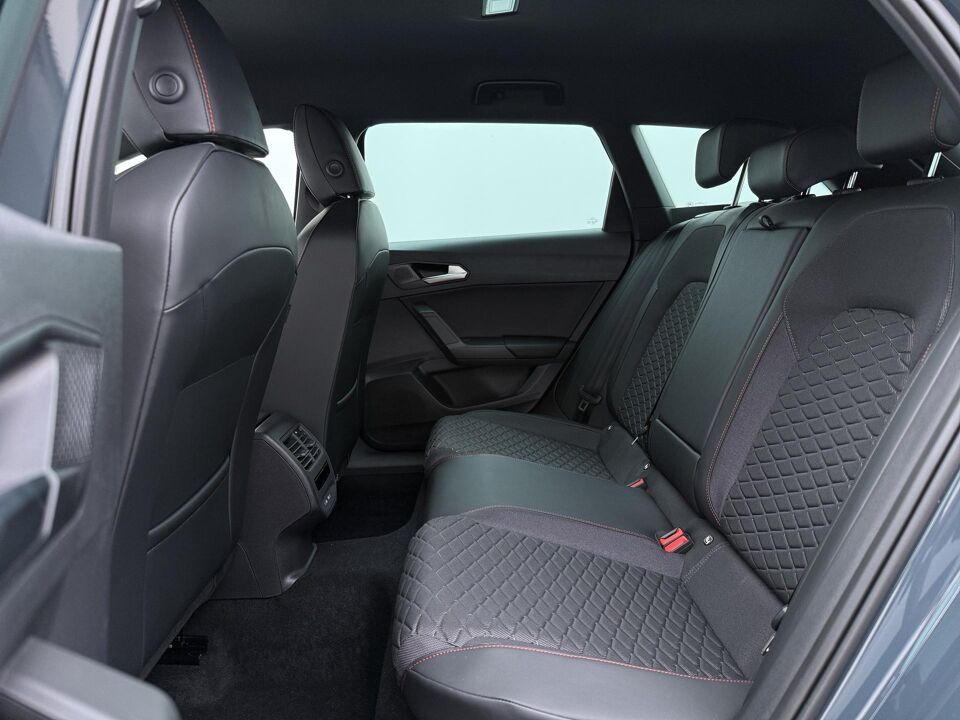 SEAT Leon Sportstourer FR Business 1.5 TSI eHybrid 150 kW / 204 PK