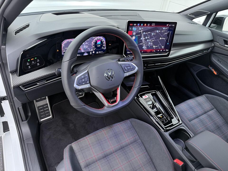 Volkswagen Golf 2.0 TSI GTI