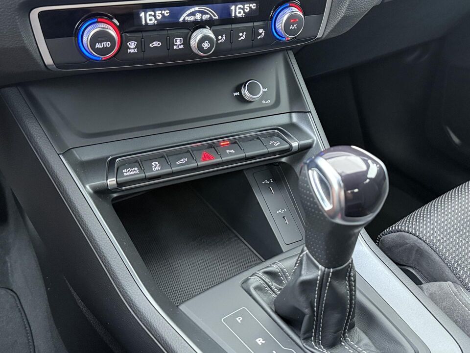 Audi Q3 Sportback 45 TFSIe S-line