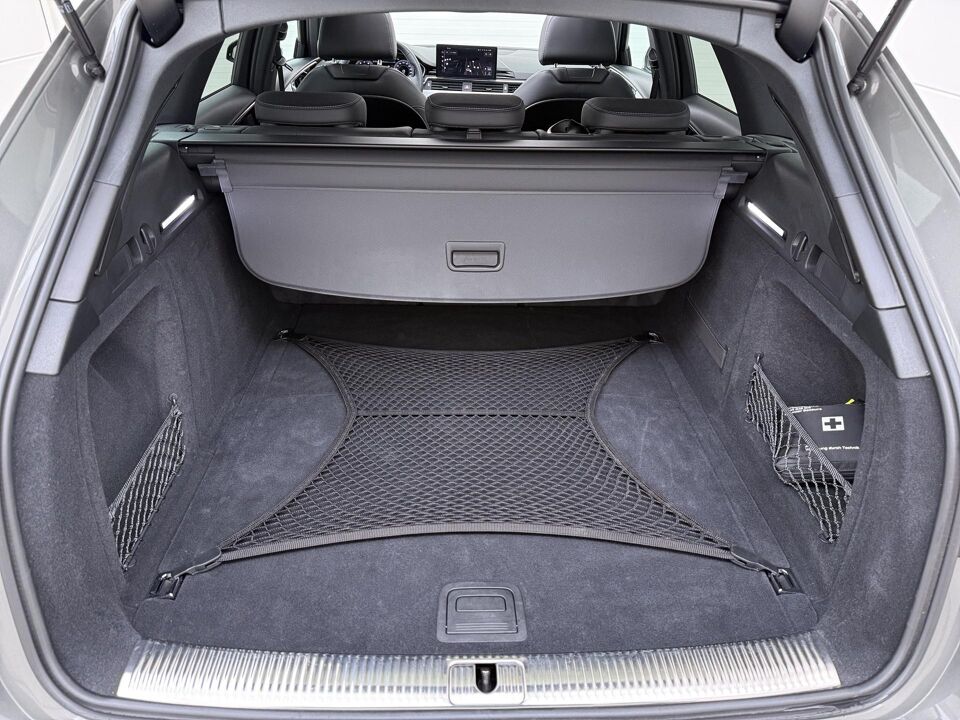 Audi A4 Avant 35 TFSI S-line