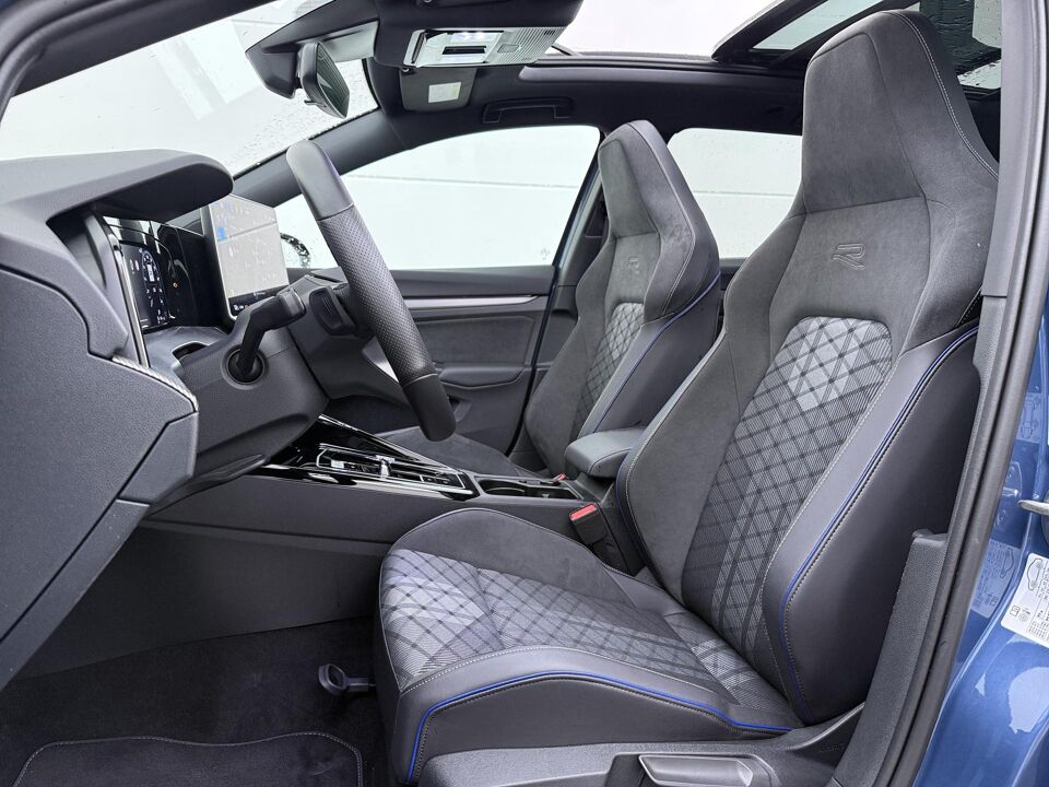 Volkswagen Golf Variant 1.5 eTSI R-Line