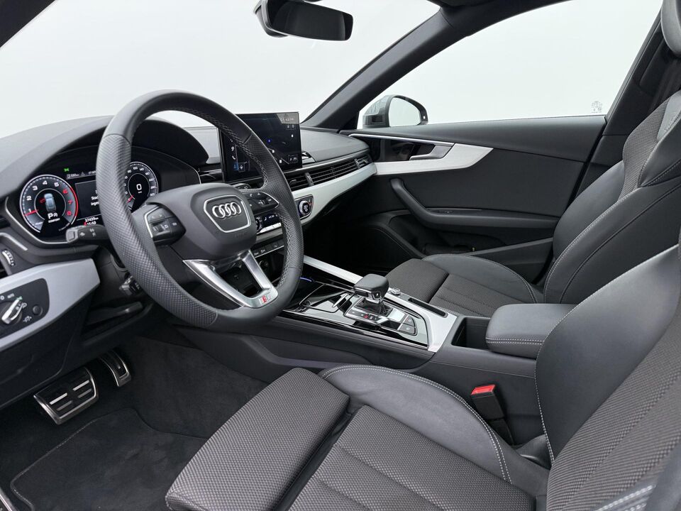 Audi A4 Avant 35 TFSI S-Line