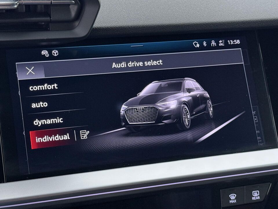 Audi A3 Sportback 30 TFSI S edition