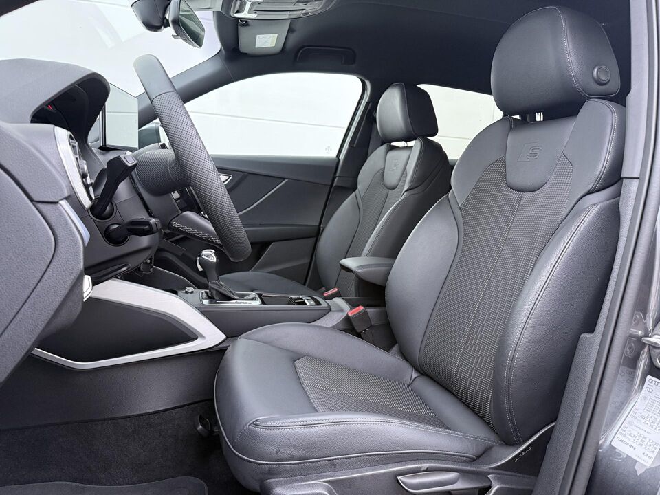 Audi Q2 35 TFSI S-line