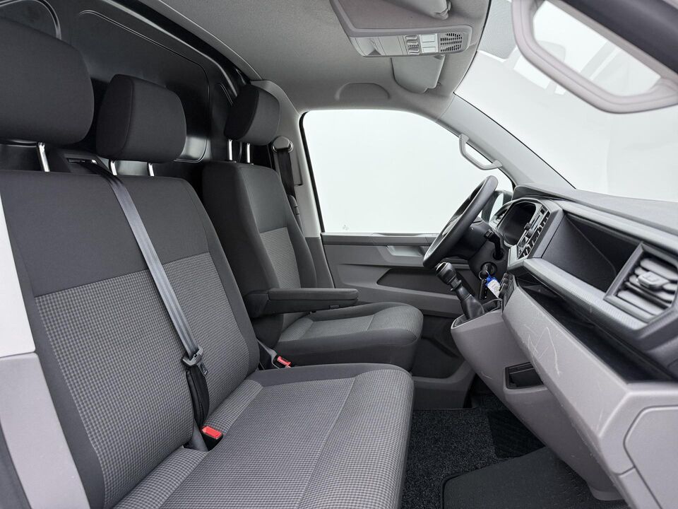 VW-Bedrijfswagens Transporter 2.0 TDI 90 PK L1H1 28 Comfortline