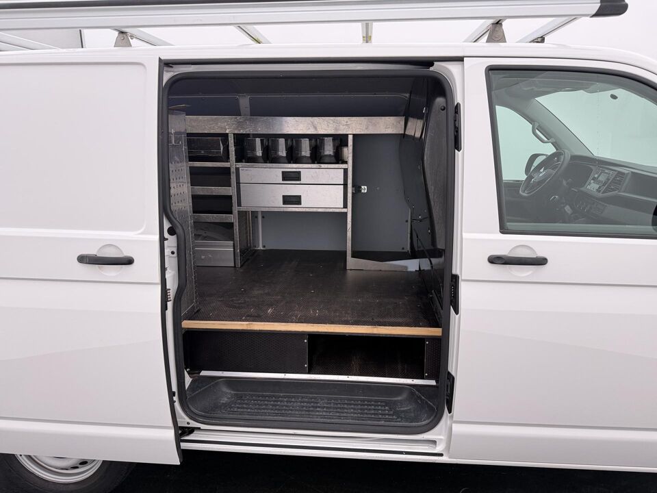VW-Bedrijfswagens Transporter 2.0 TDI 90 PK L1H1 28 Comfortline