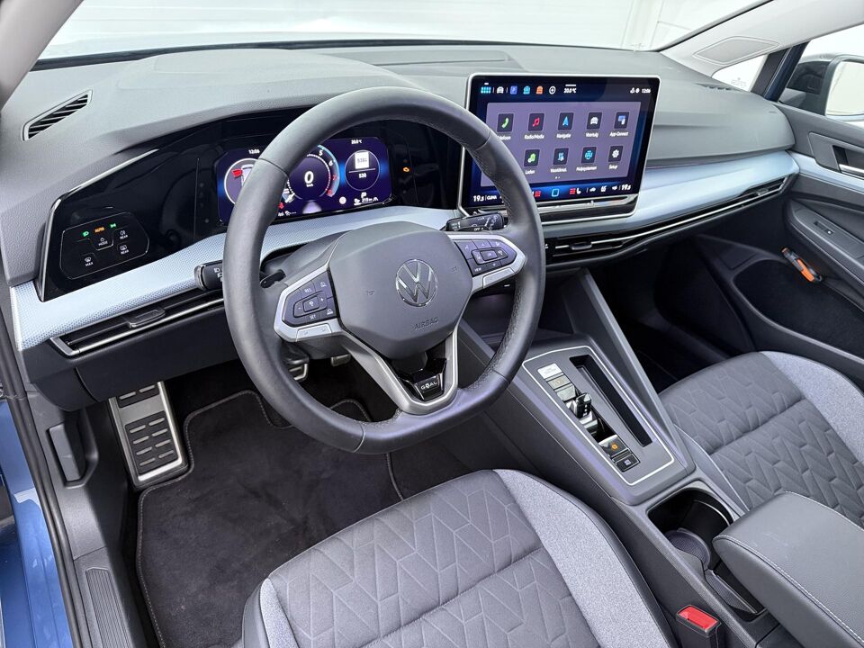 Volkswagen Golf 1.5 eHybrid Life Edition
