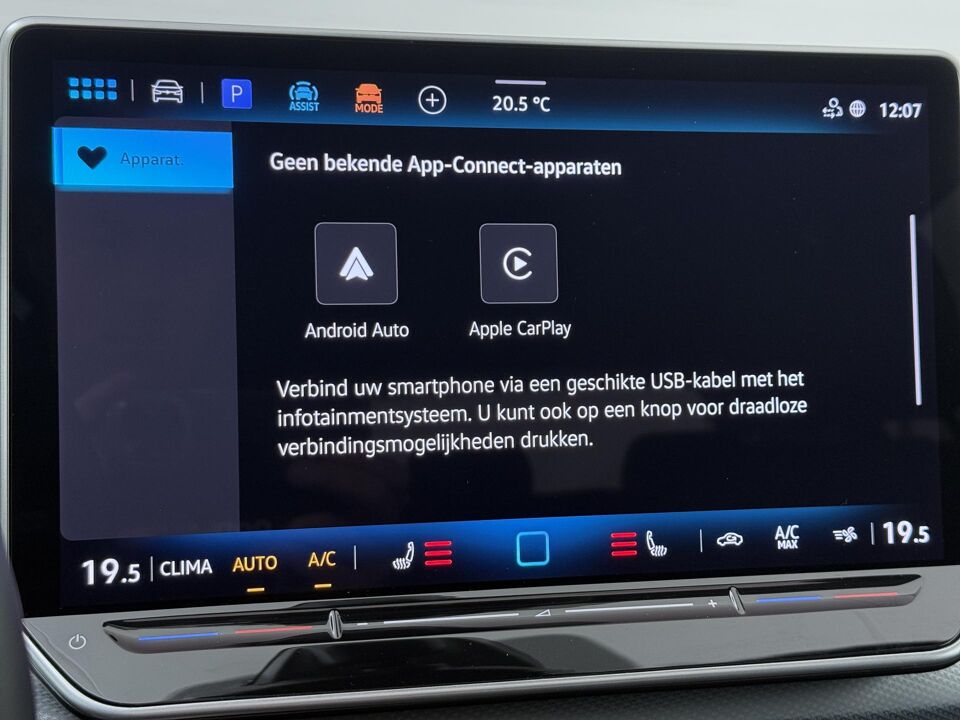 Volkswagen Golf 1.5 eHybrid Life Edition