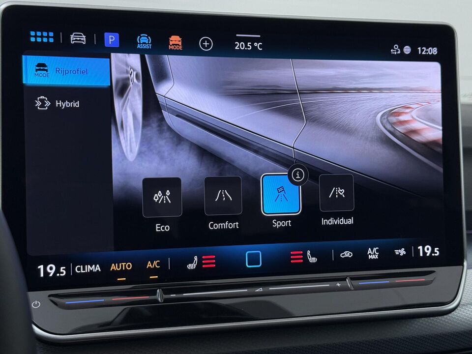 Volkswagen Golf 1.5 eHybrid Life Edition